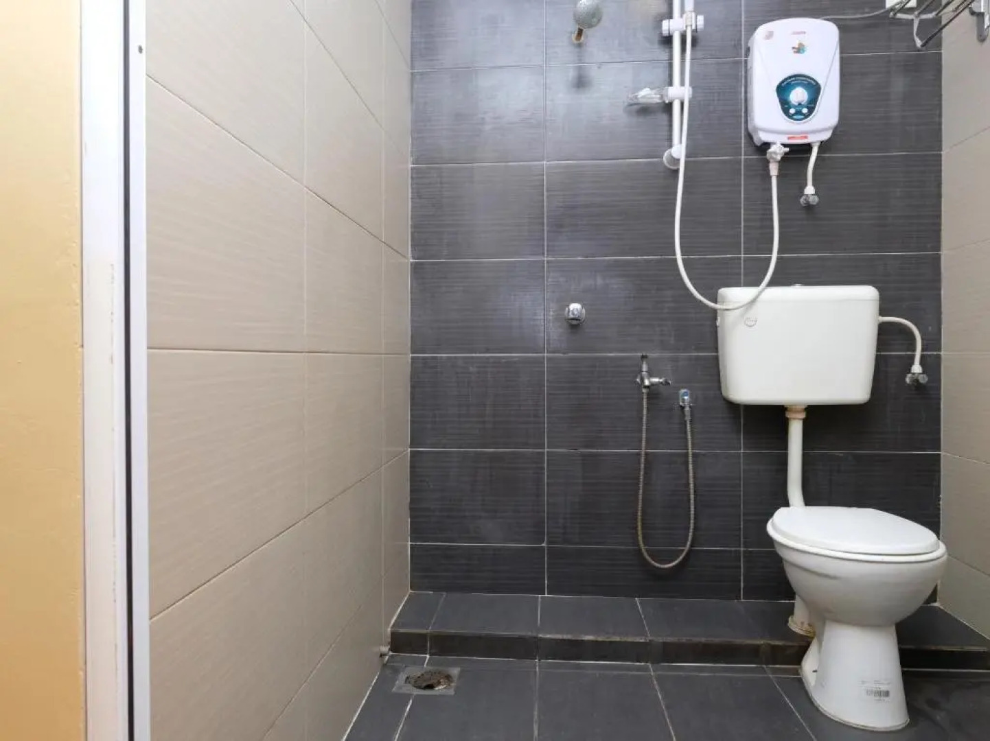 OYO 44123 Hotel Al-Saif