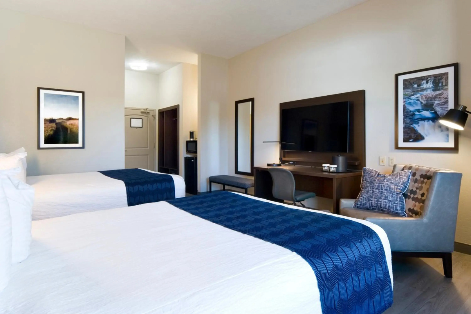 Clubhouse Hotel Suites Sioux Falls
