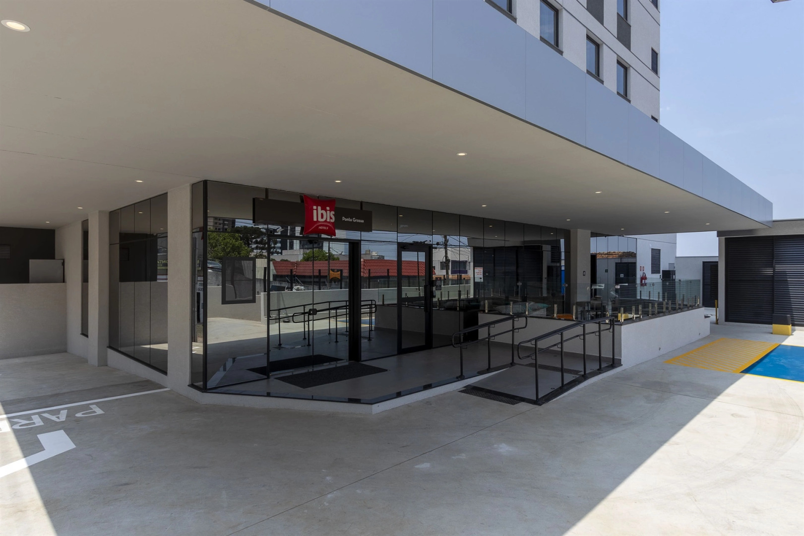 Ibis Ponta Grossa Hotel