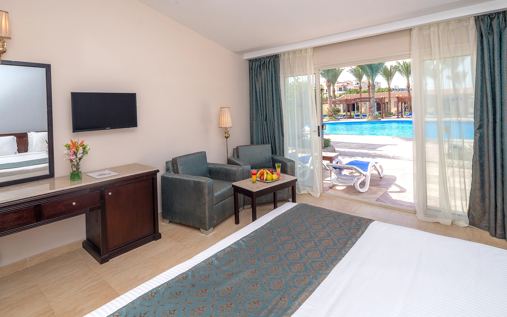 Sunrise Aster Aqua Park Resort