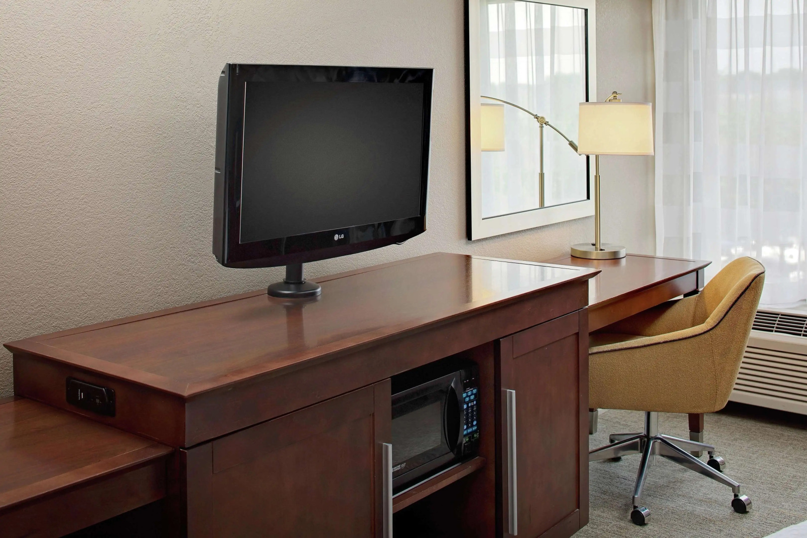 Hampton Inn by Hilton Philadelphia / Willow Grove