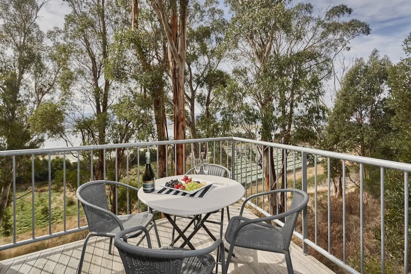 Rosevears Vineyard Retreat