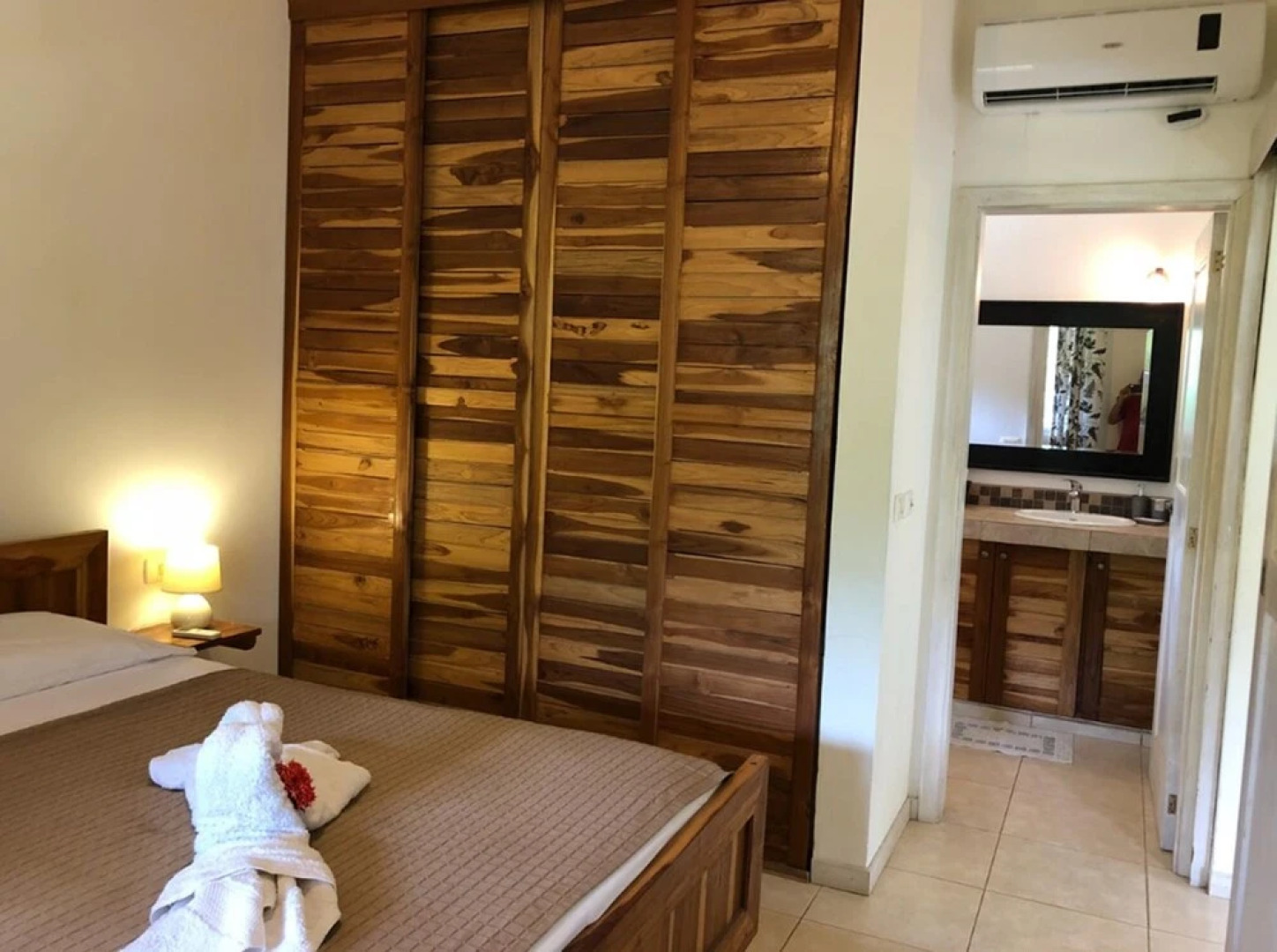 Costa Riki Apartments