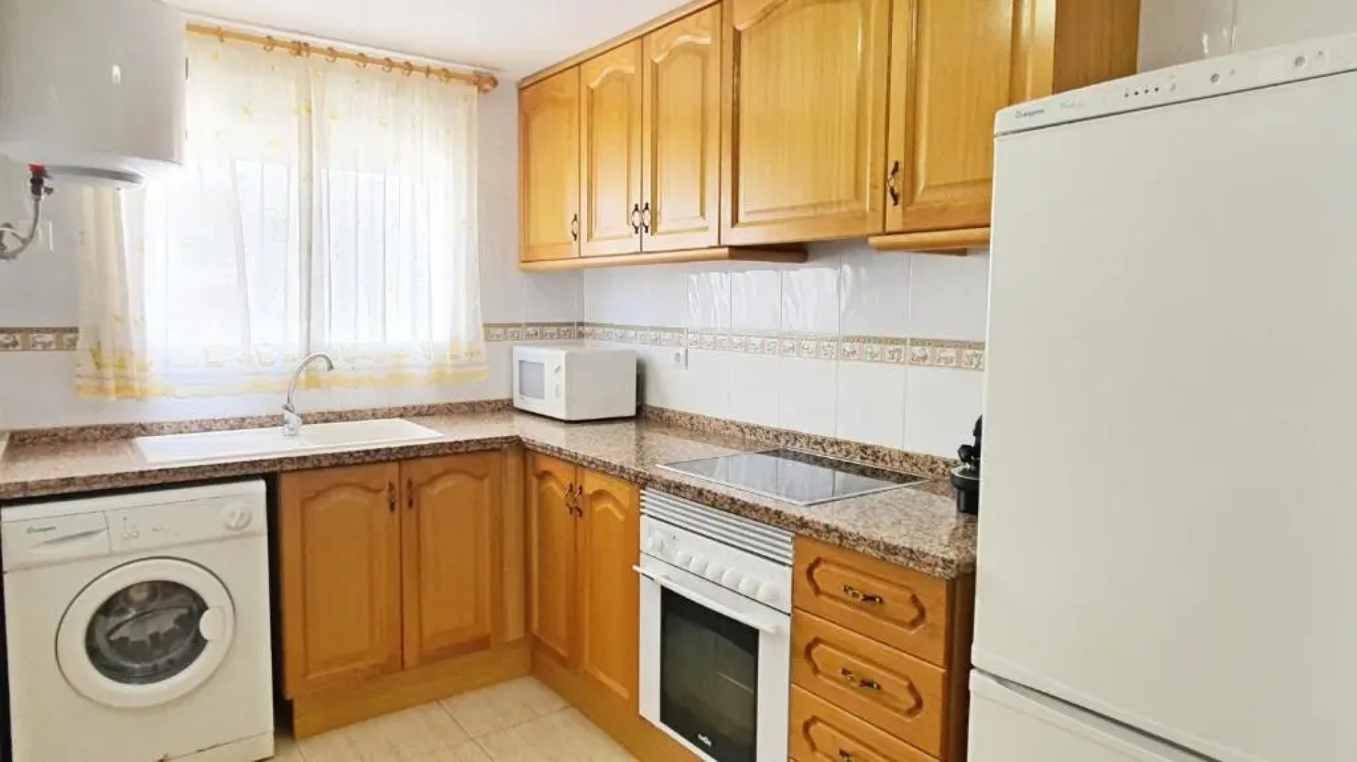 VISTAS AL MAR 7 - Alquiler a familias