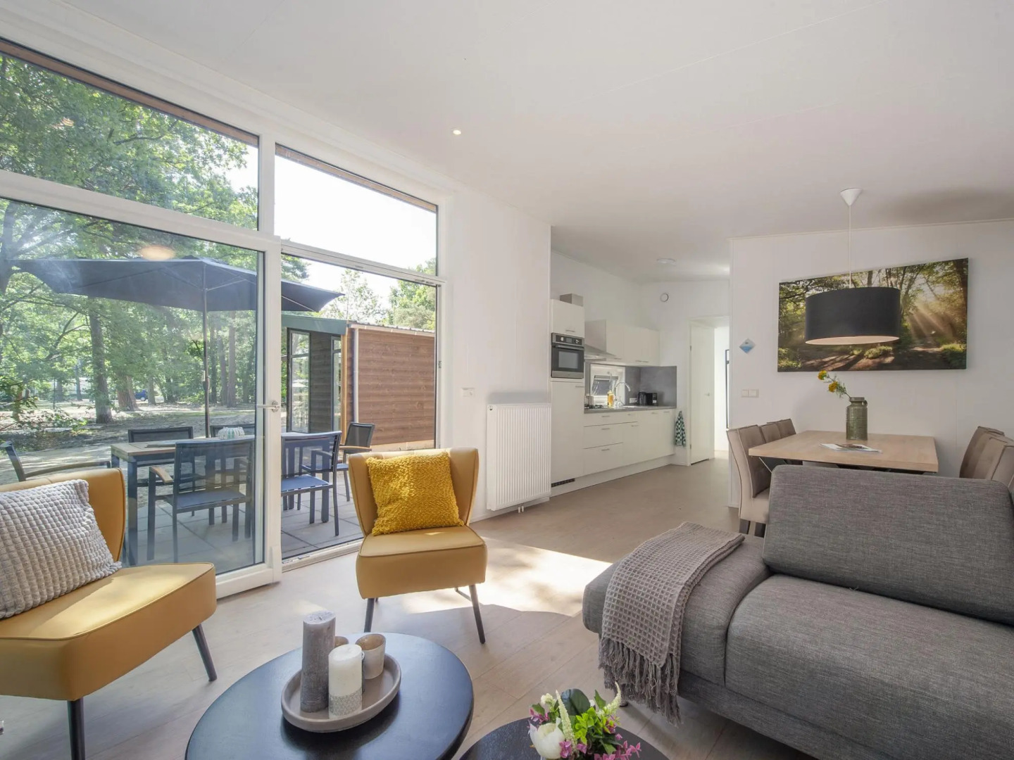 Modern Lodge With Dishwasher, Near Helmond