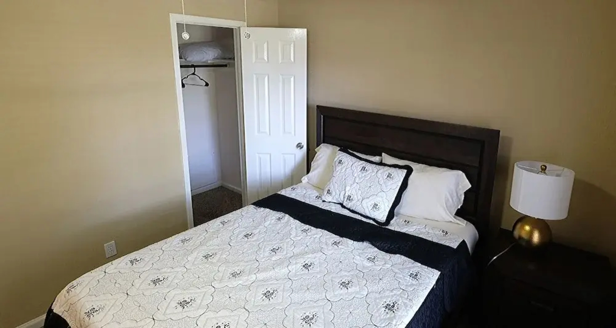 4Bdrm 2Bath 5Beds - NRG Rodeo - Big Home