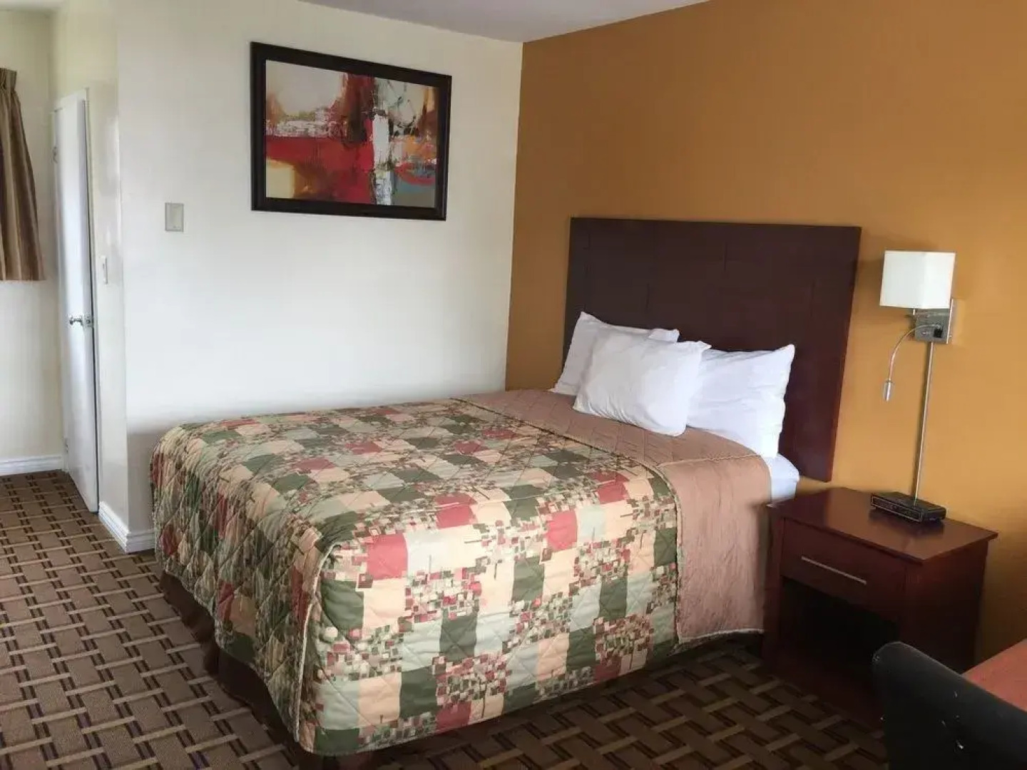 Park Place Motel & Suites