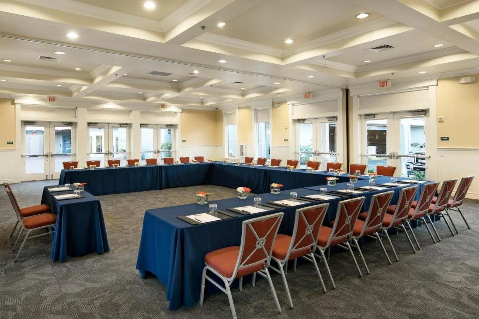 Avila Lighthouse Suites