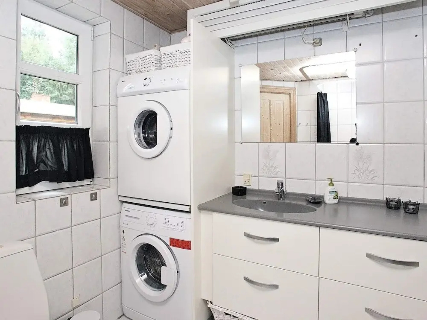 10 Person Holiday Home in Fur-by Traum