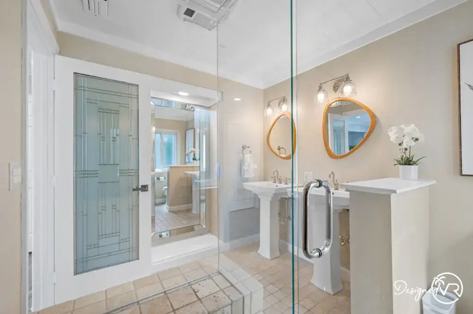 Chic 8BR with Heated Pool & Waterview