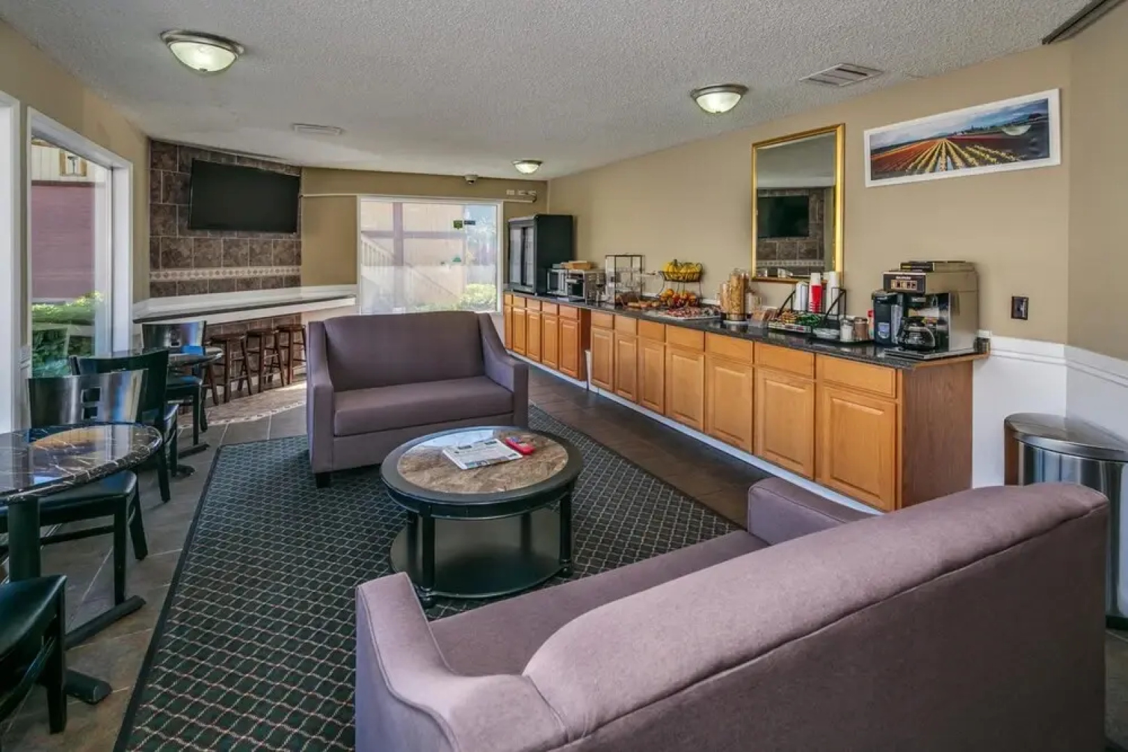 Coachman Inn