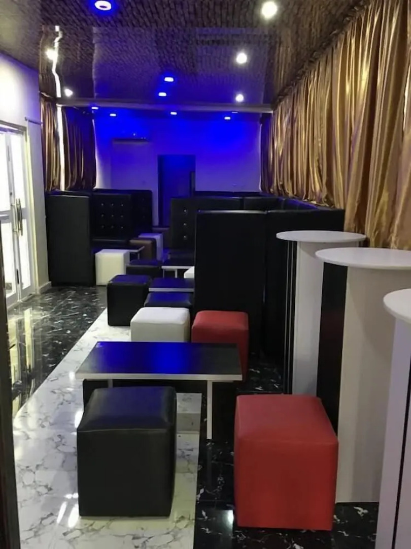 Toprate Luxury Hotel