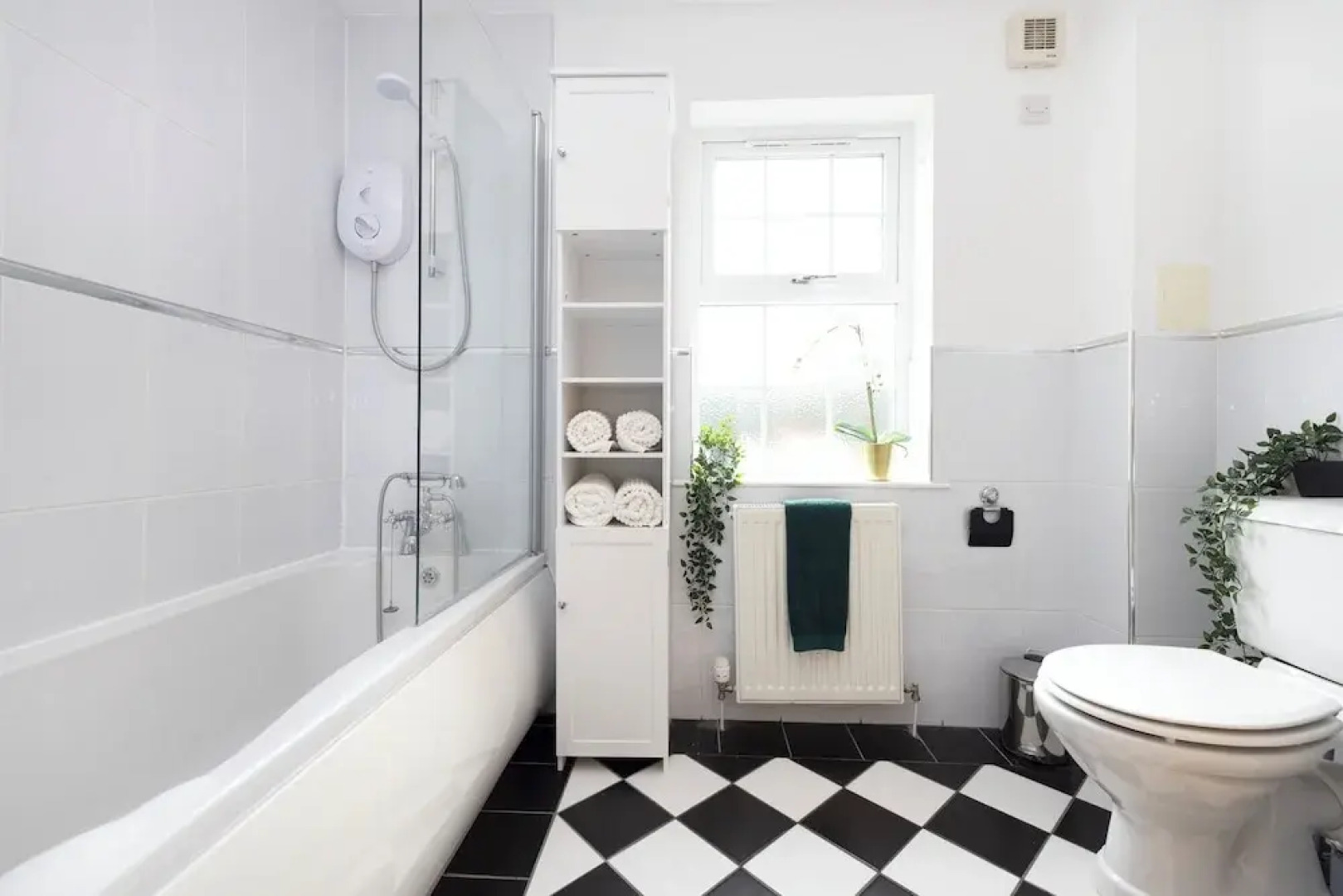 Greenknowes Entire Private Estate