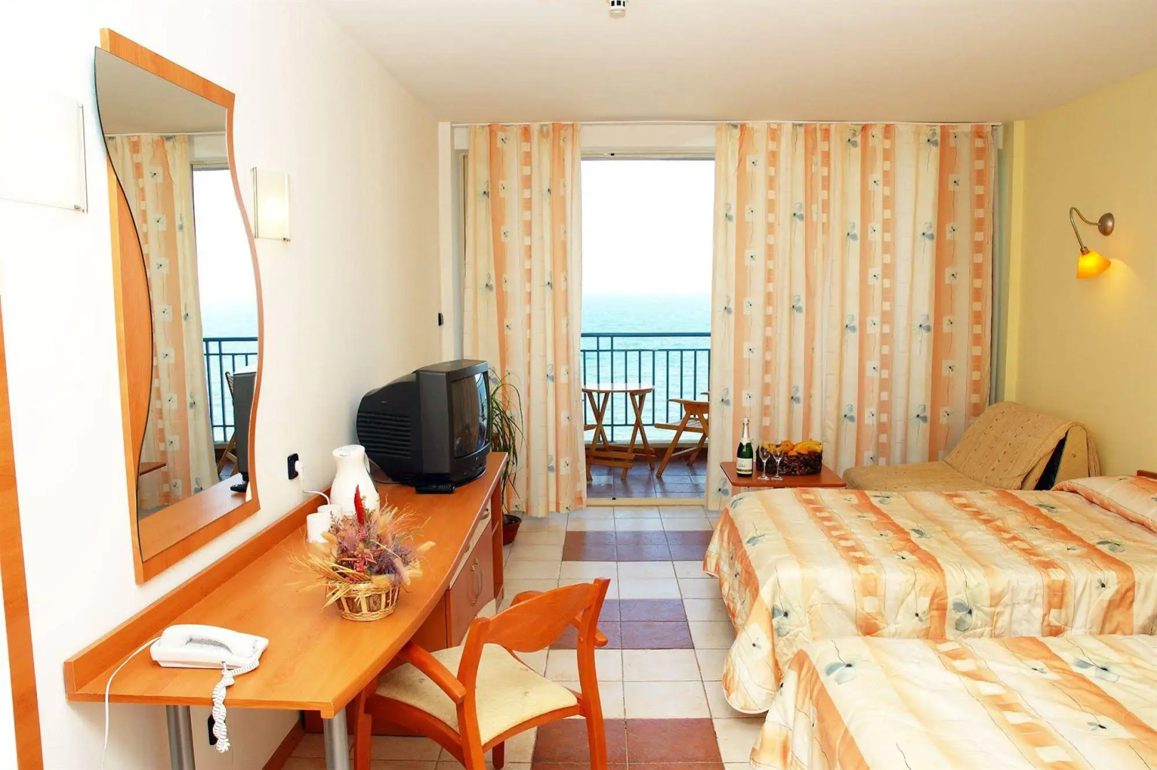 Royal Bay Hotel – All Inclusive