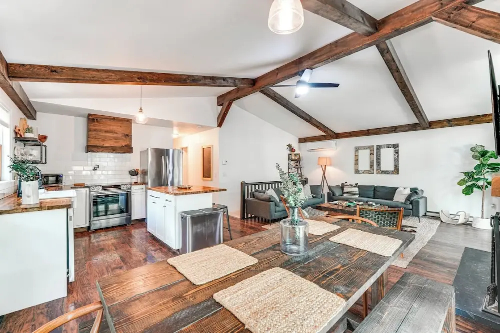 Private Hot Tub: Tree-lined Poconos Home!