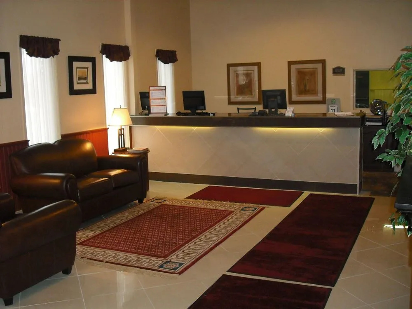 Red Pine Inn & Conference Centre