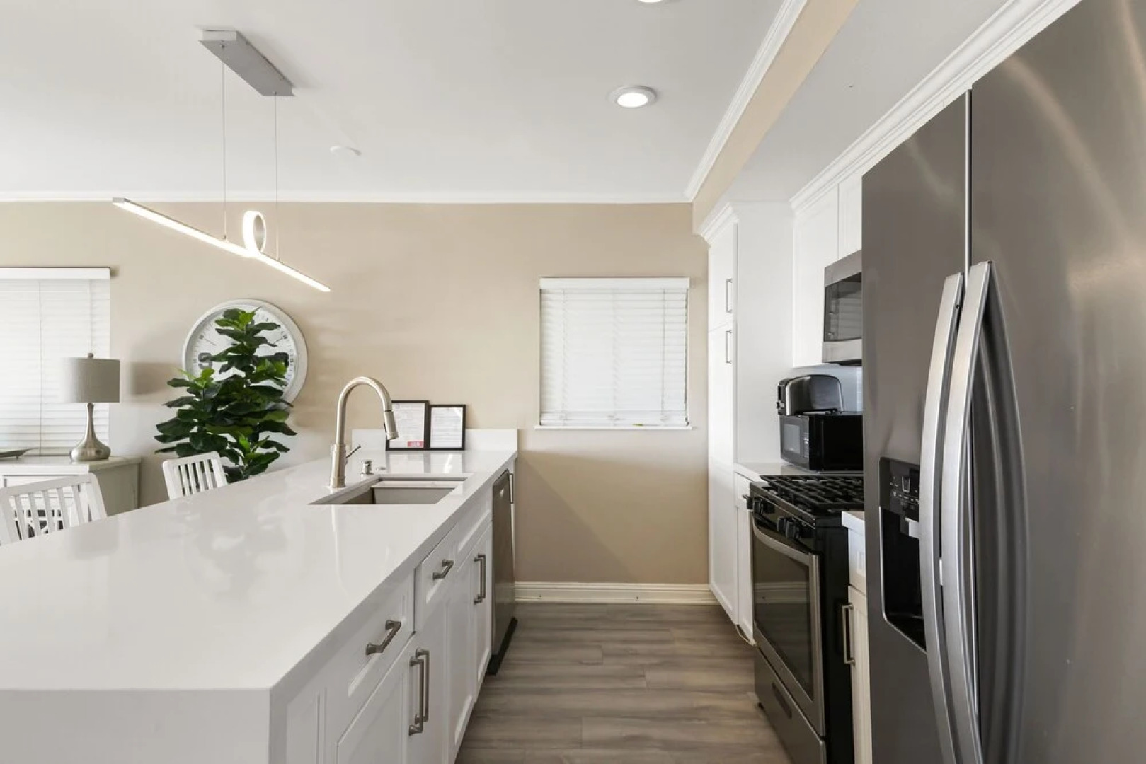 Lower Beach Front Escape Unit A