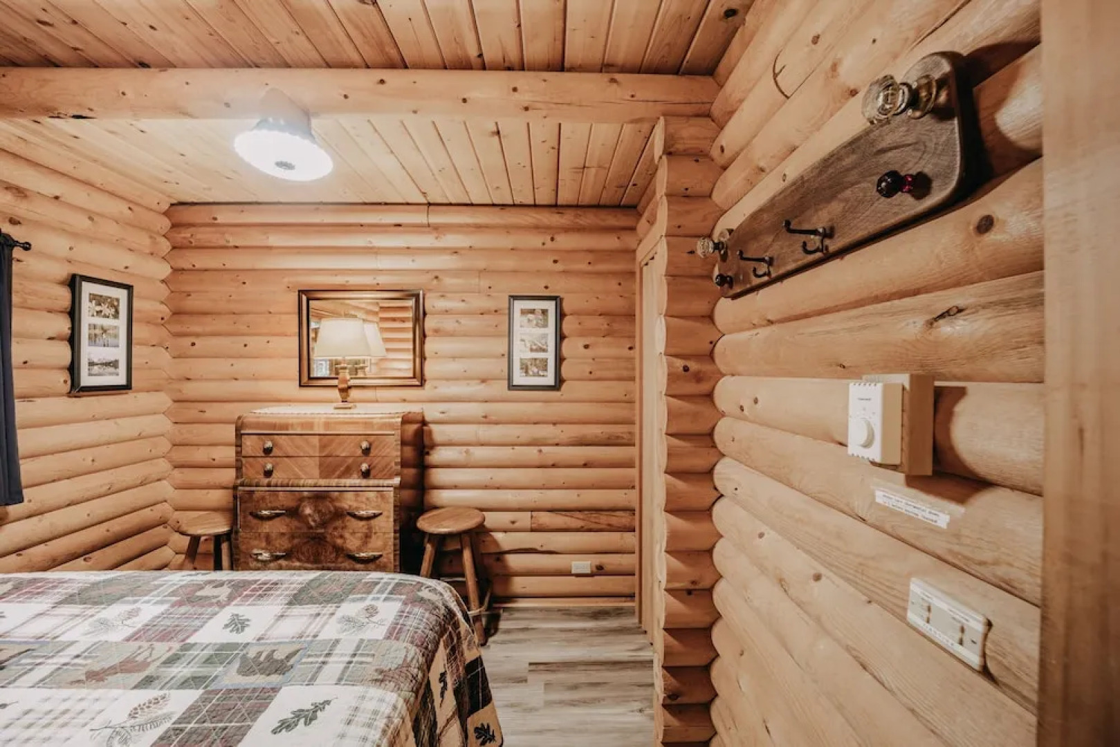 Baker Rim Cabin 17 - A Rustic Family Cabin With Modern Features