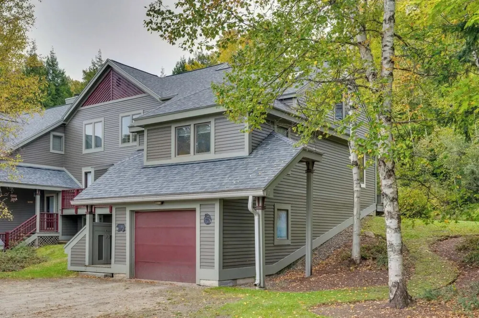 Ski-in Condo w/ Hot Tub on Burke Mtn Slopes!