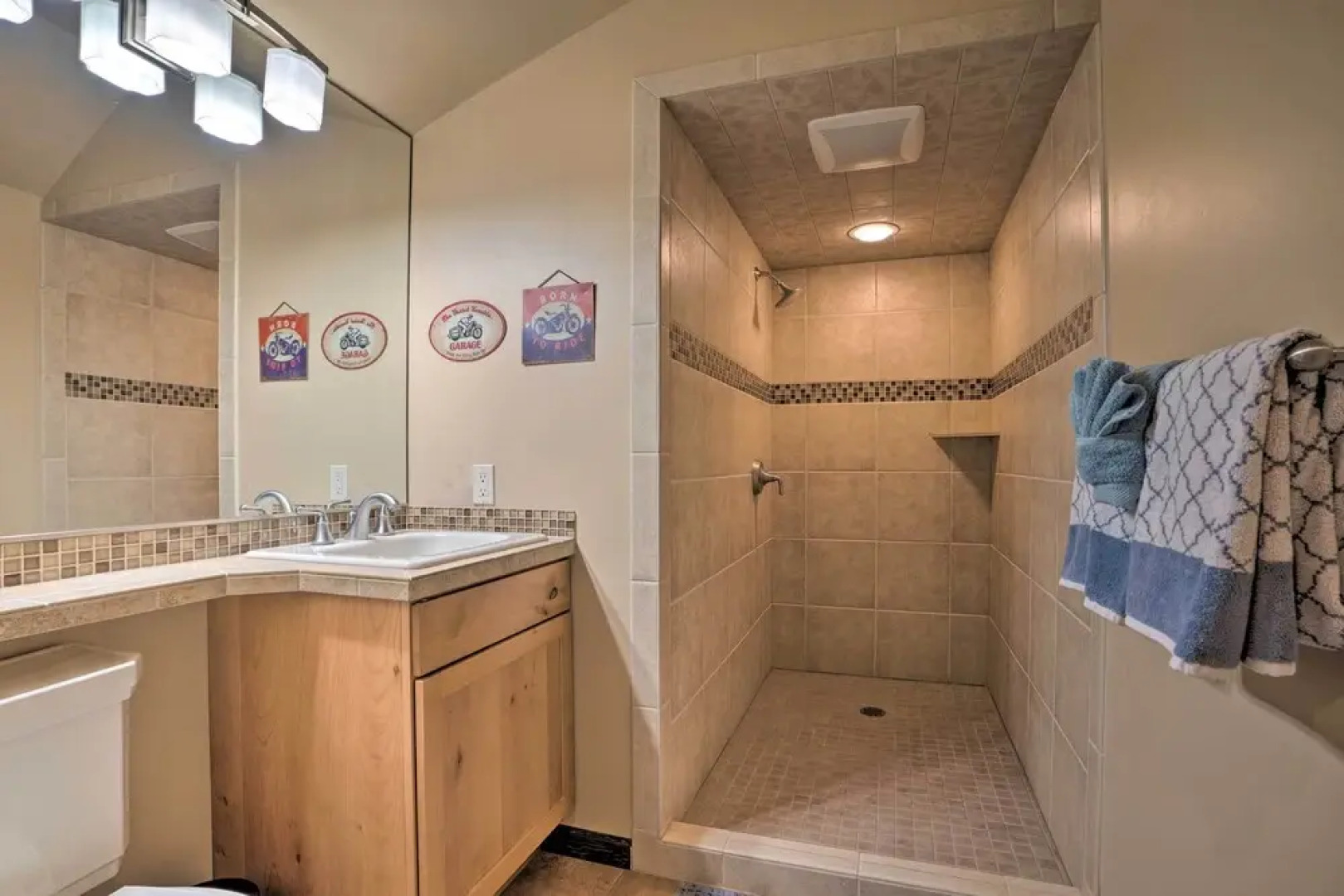 Luxurious Getaway w/ Hot Tub in Suncadia Resort!