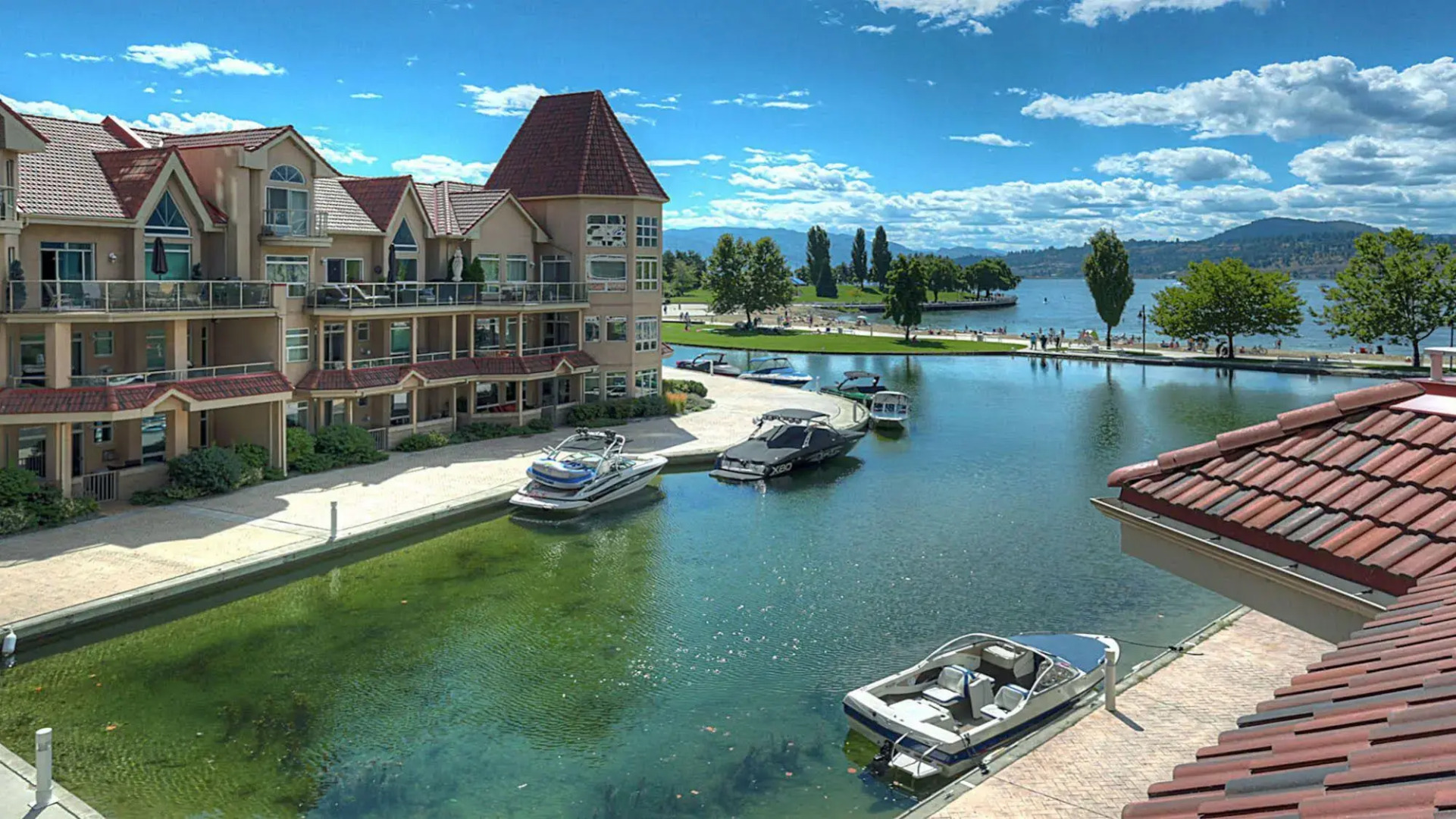 Discovery Bay by KelownaGo