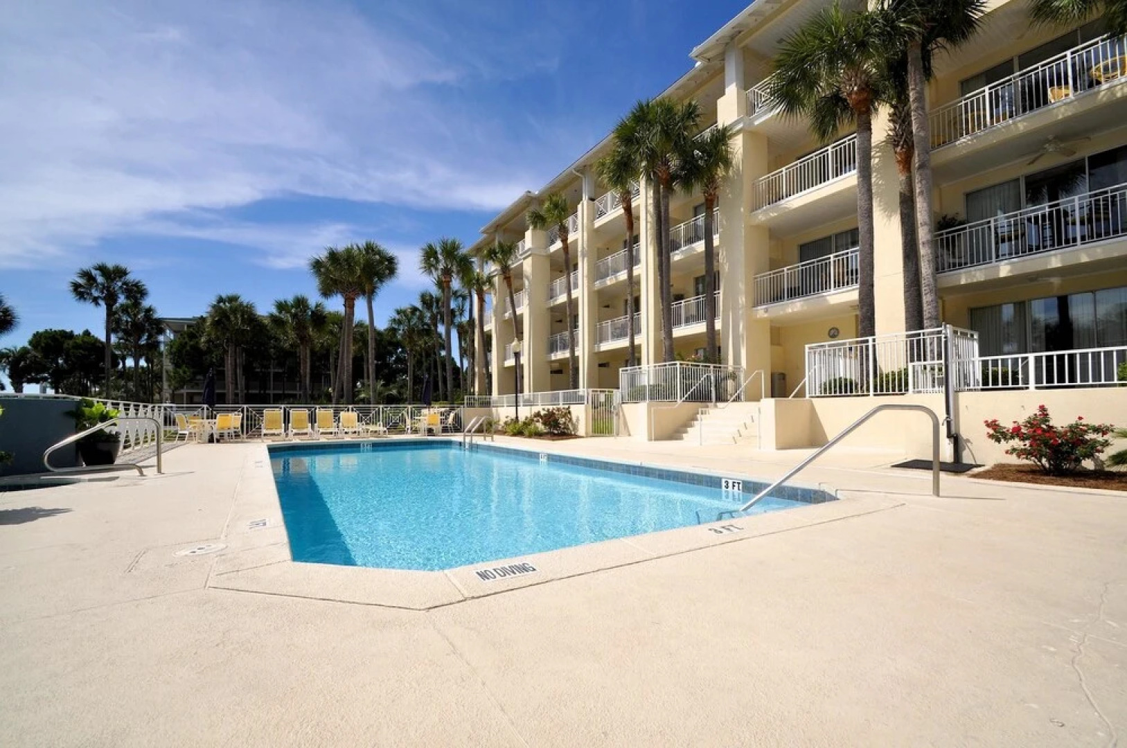 Six Palms 2B 2 Bedroom Condo By Coastal Dreamin