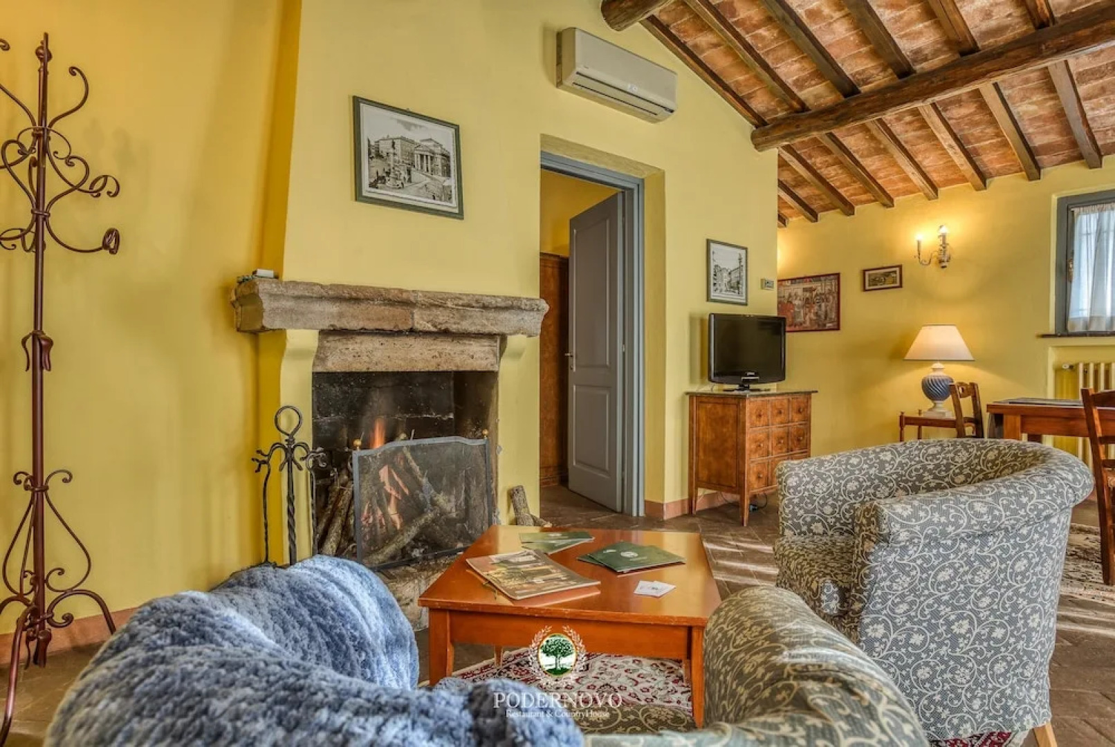 Podernovo di Castello delle Regine