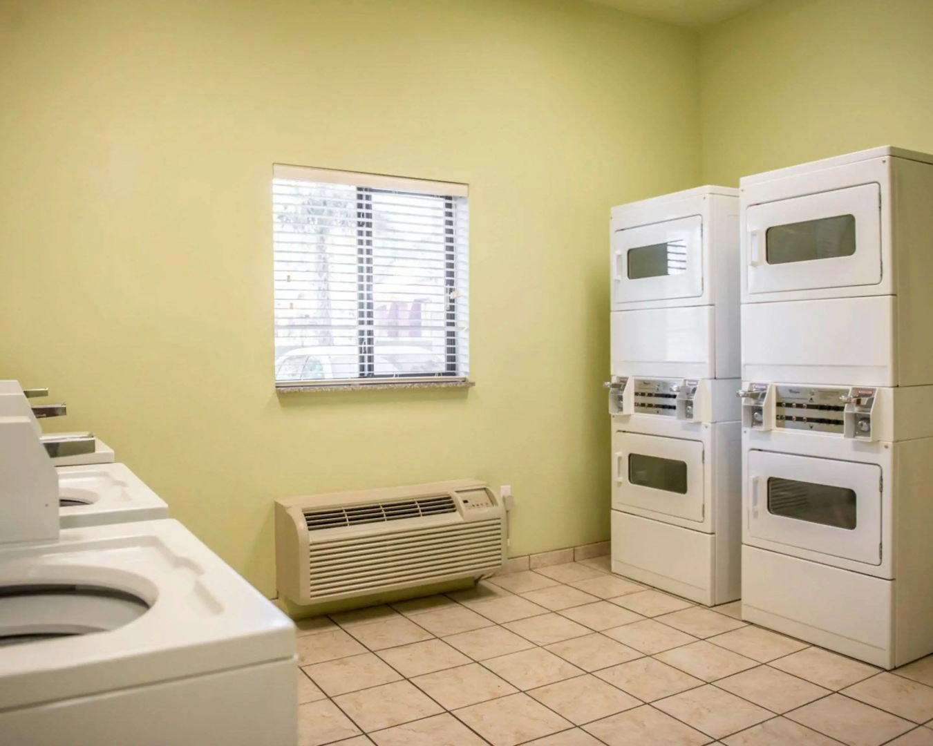 Suburban Studios near Panama City Beach