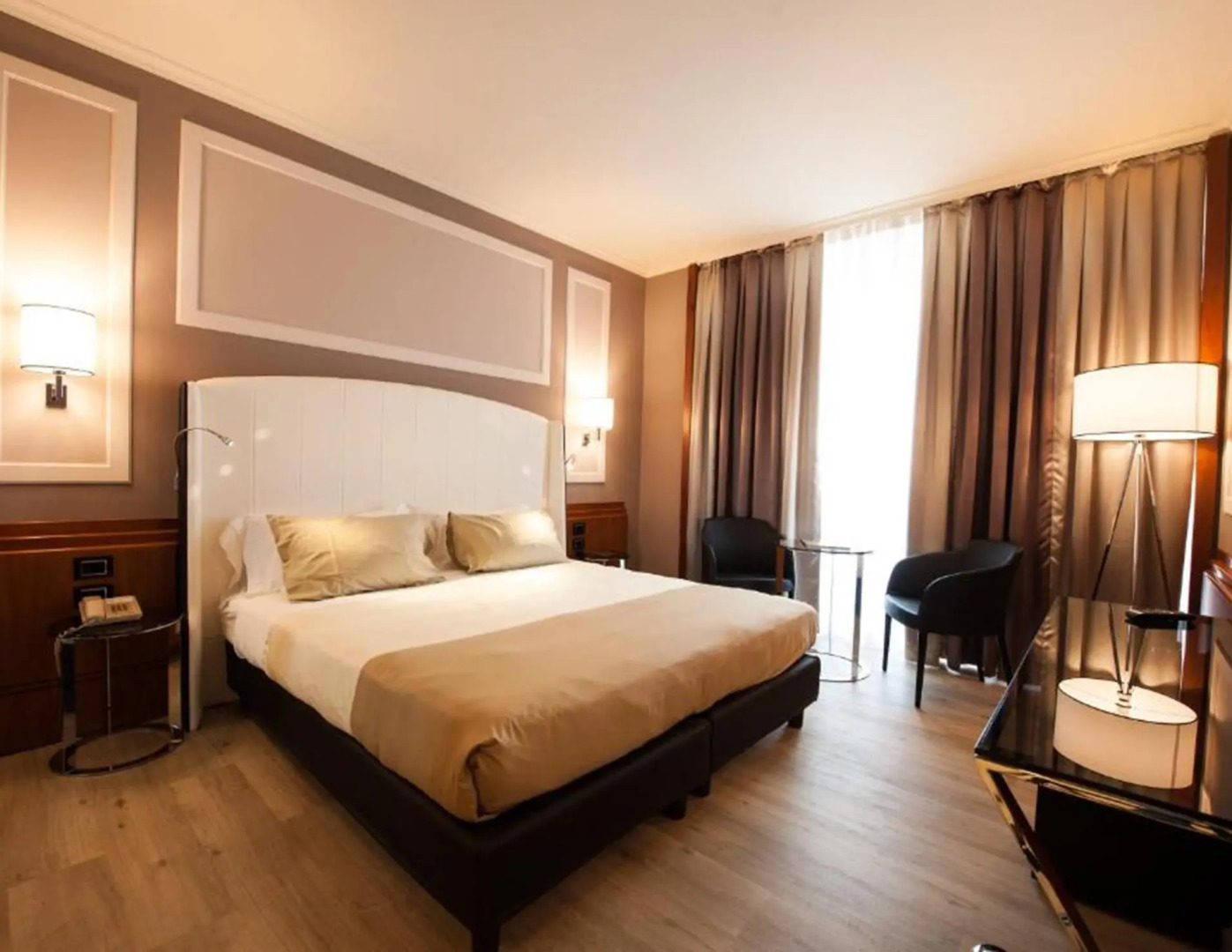 Отель Leon d'Oro