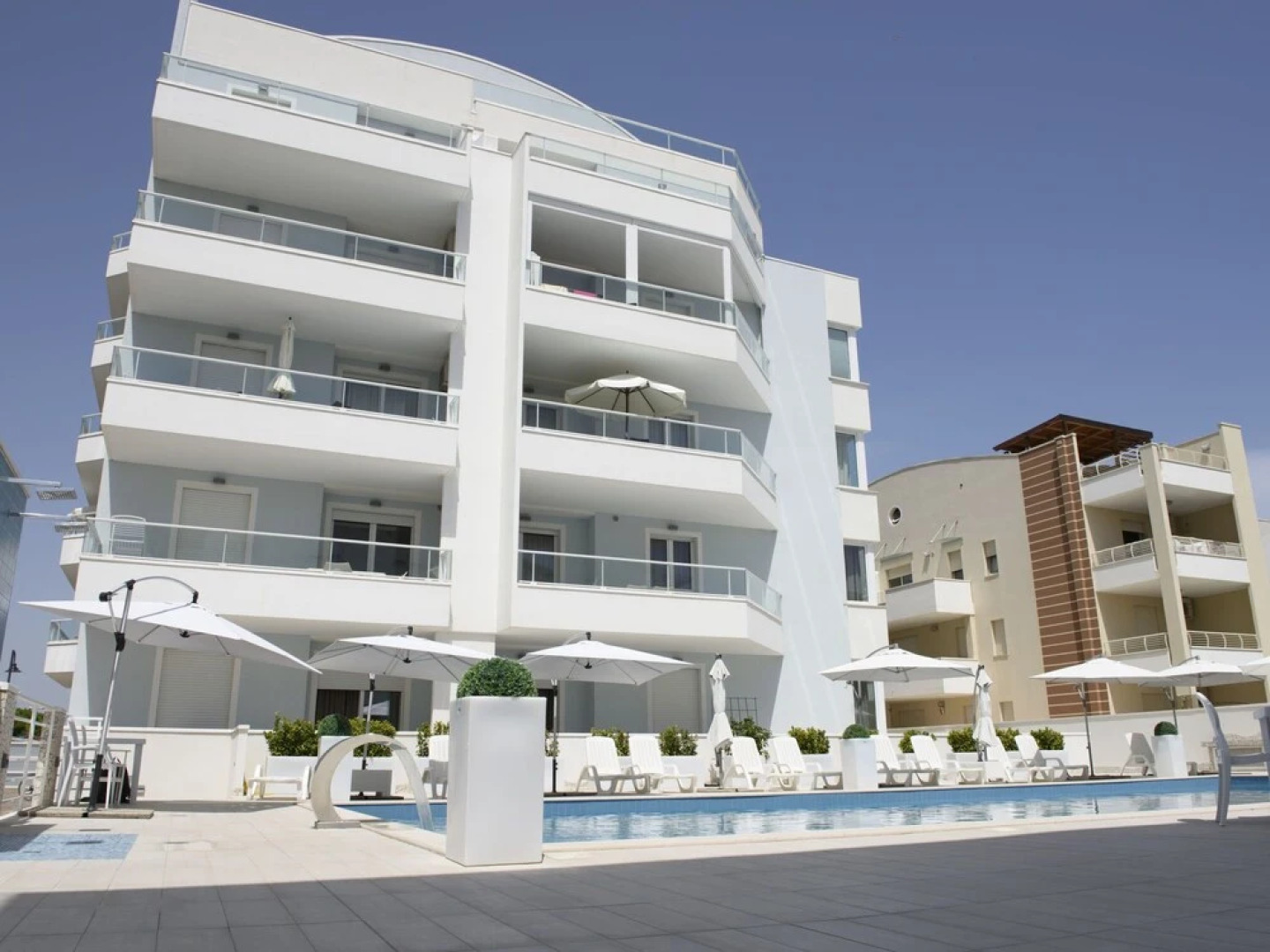 Residence With Pool in Roseto Degli Abruzzi Near the Sea