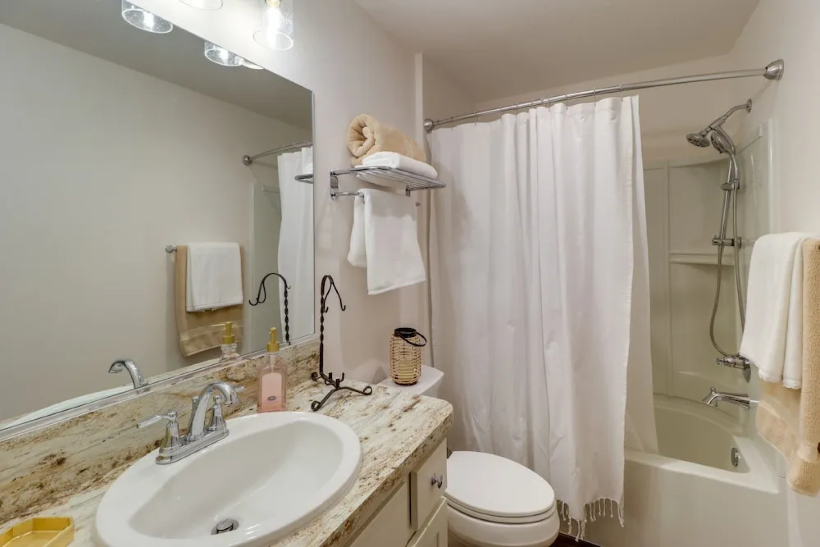 Golfer's Paradise: Pet-friendly Home in Wildwood
