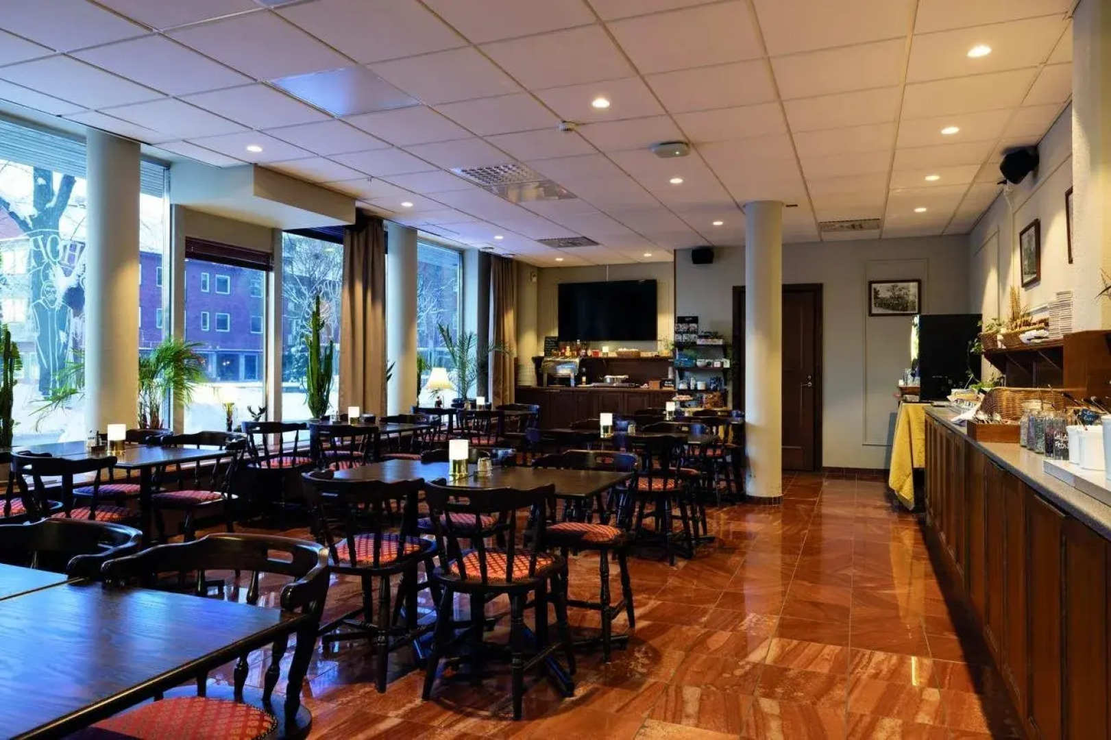 Hotel Bishops Arms Mora