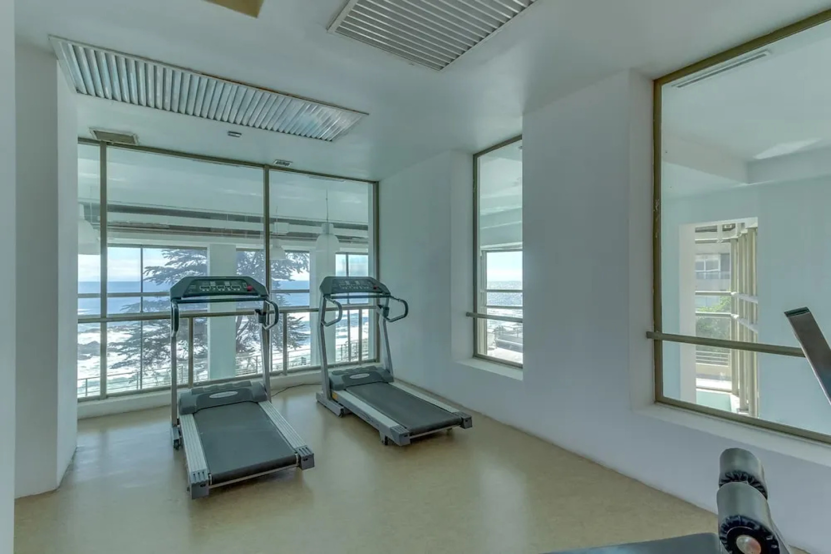 Departamento Moderno Frente al Mar