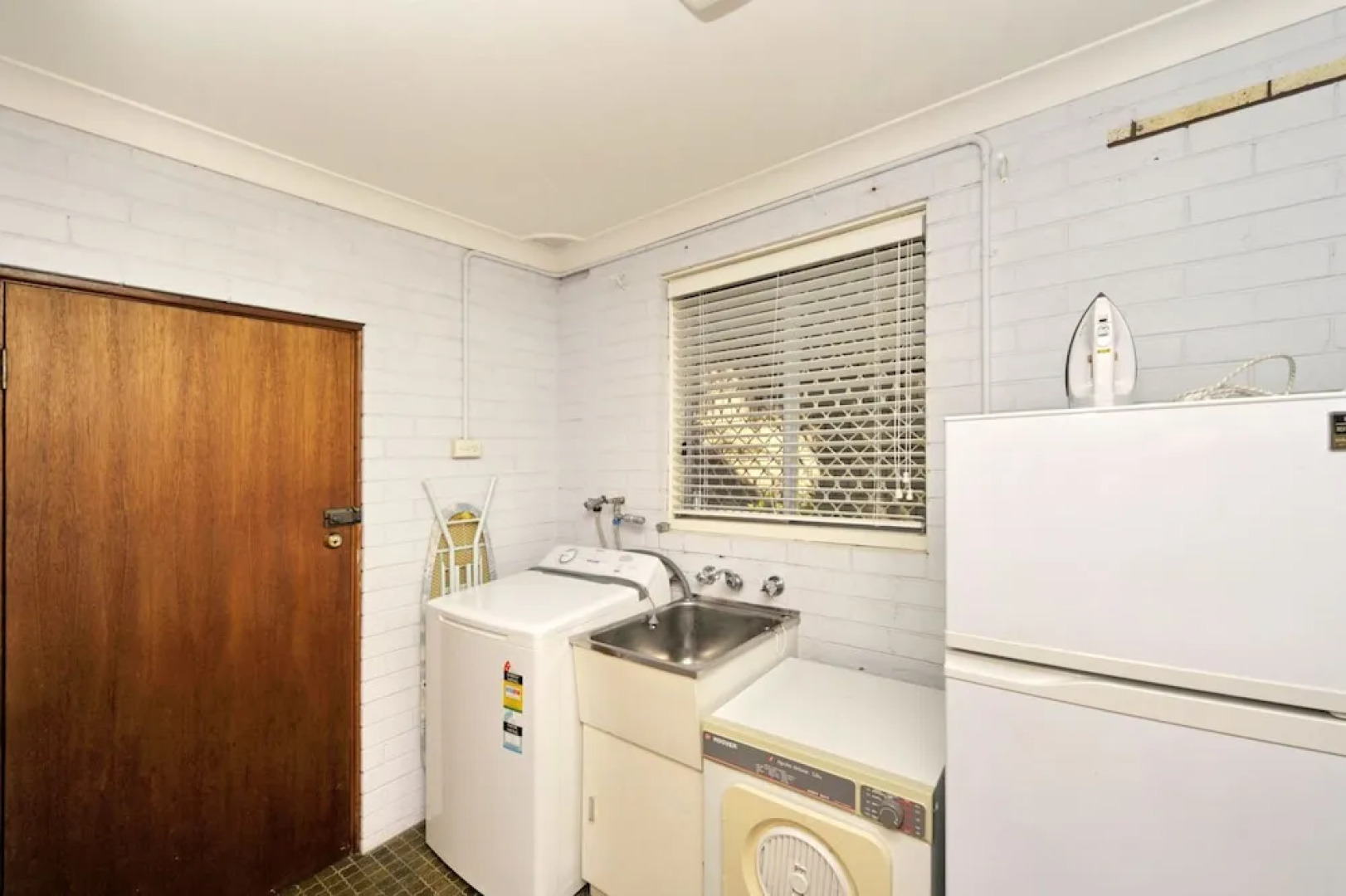 Pet Friendly Lentara St 10 - Fingal Bay