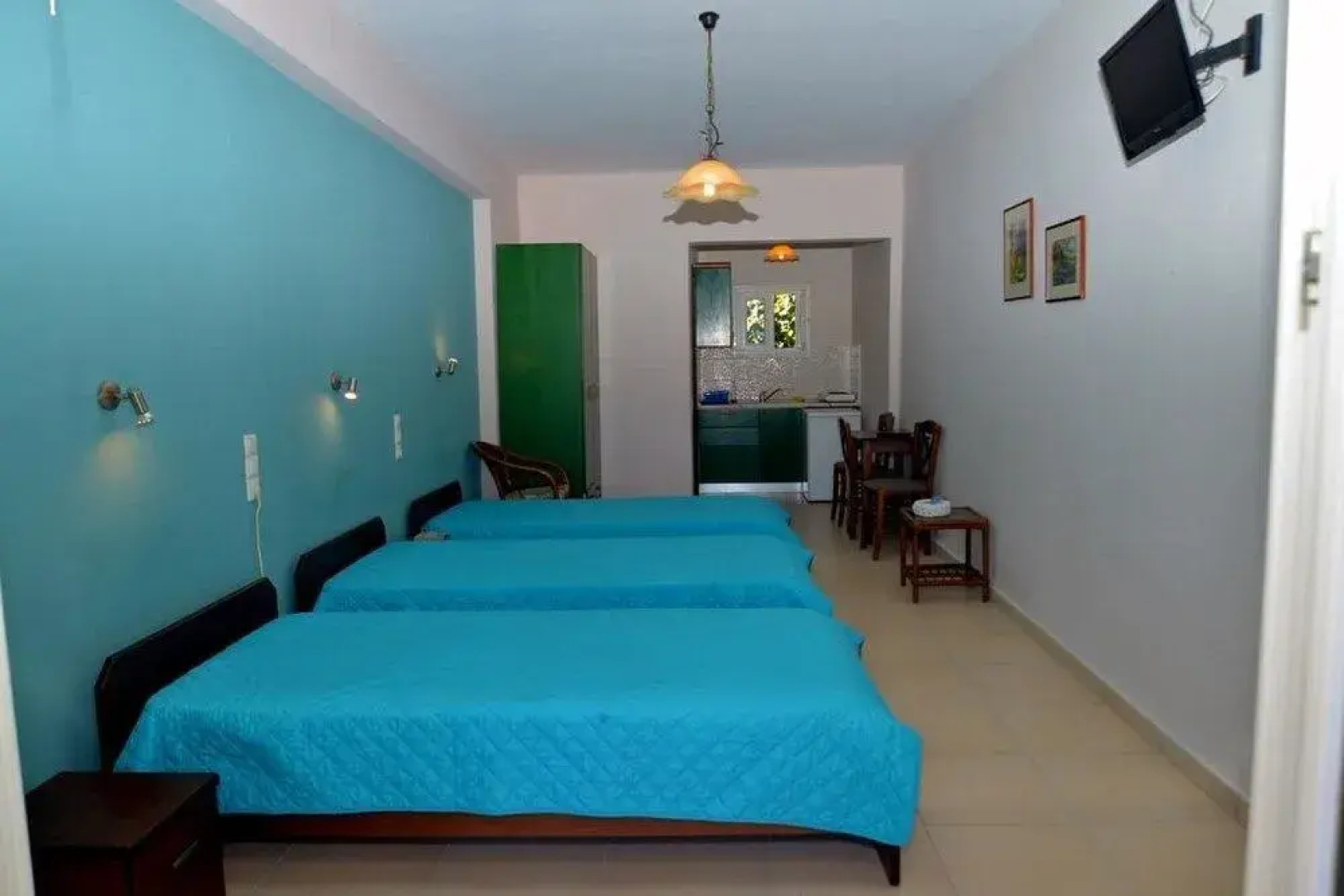 Alexandros Apartments