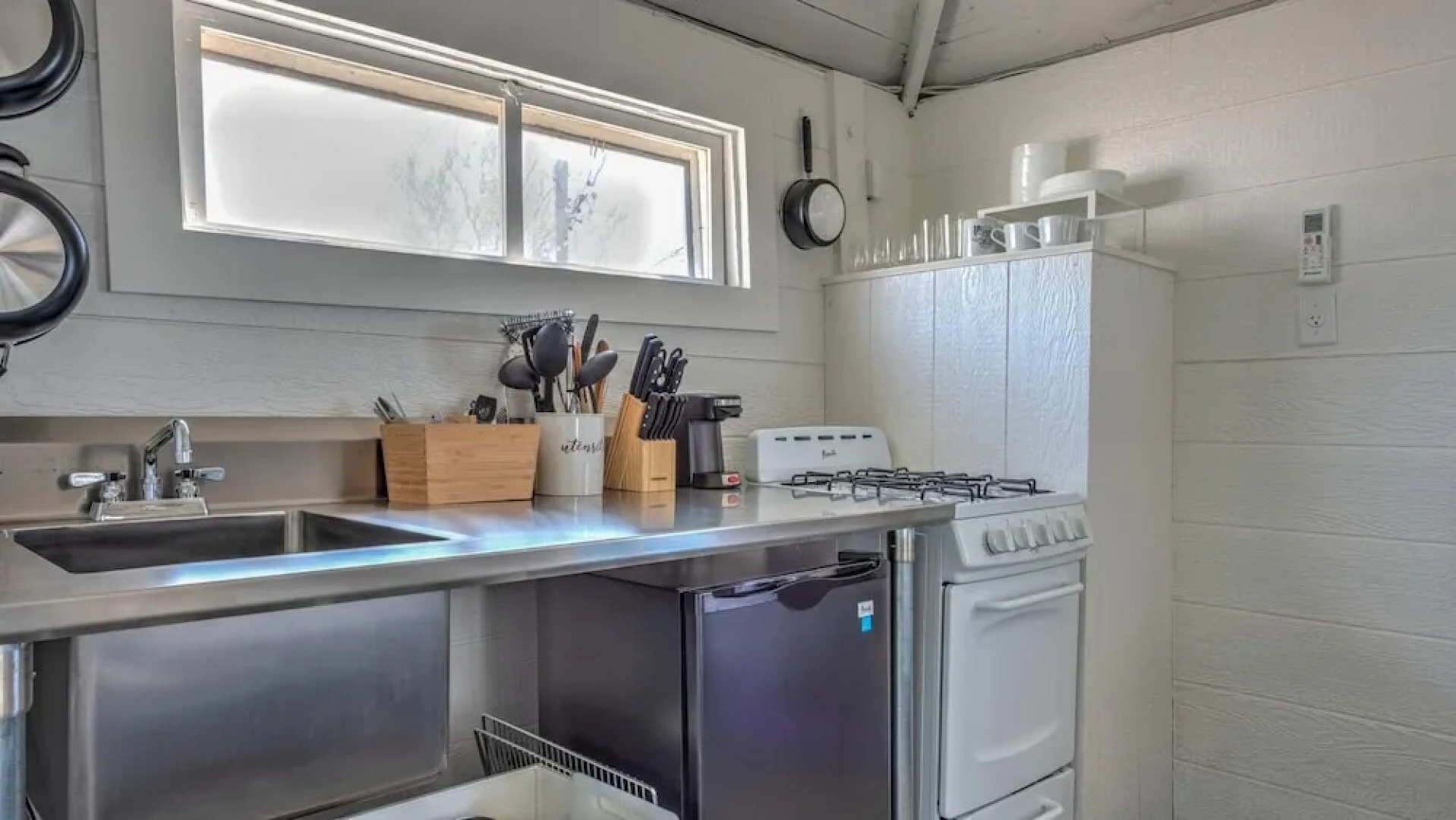 Bungalow 3 - 1br, Waterfront