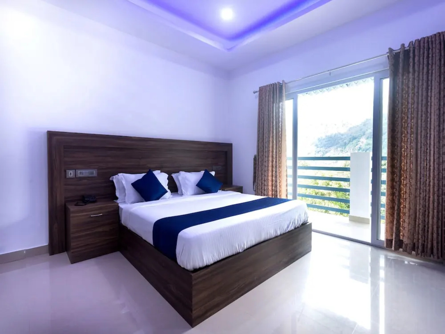 OYO 9678 Hotel Misty Garden