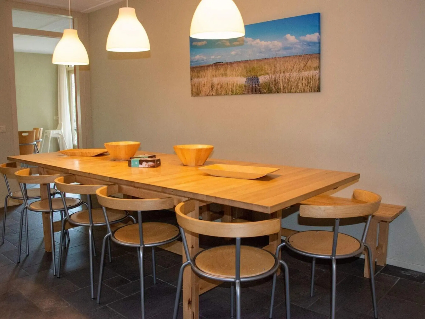 Spacious villa with sauna and hot tub, in a holiday park near a National Park