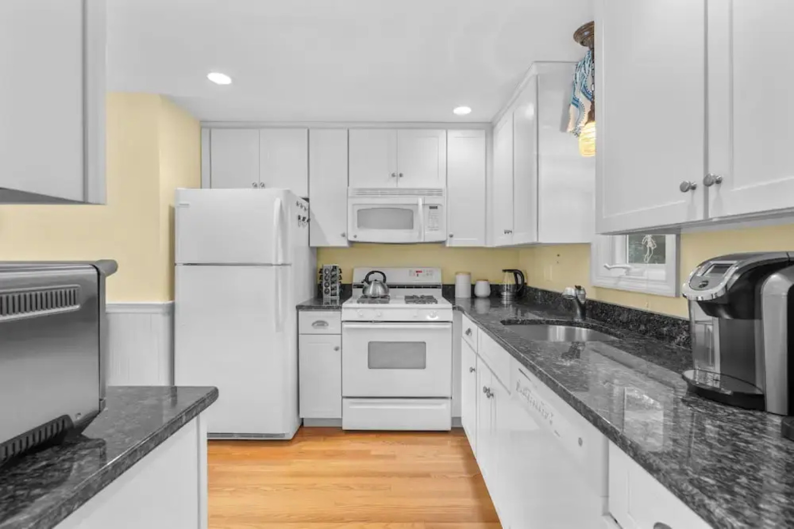 The Endless Summer Hideaway