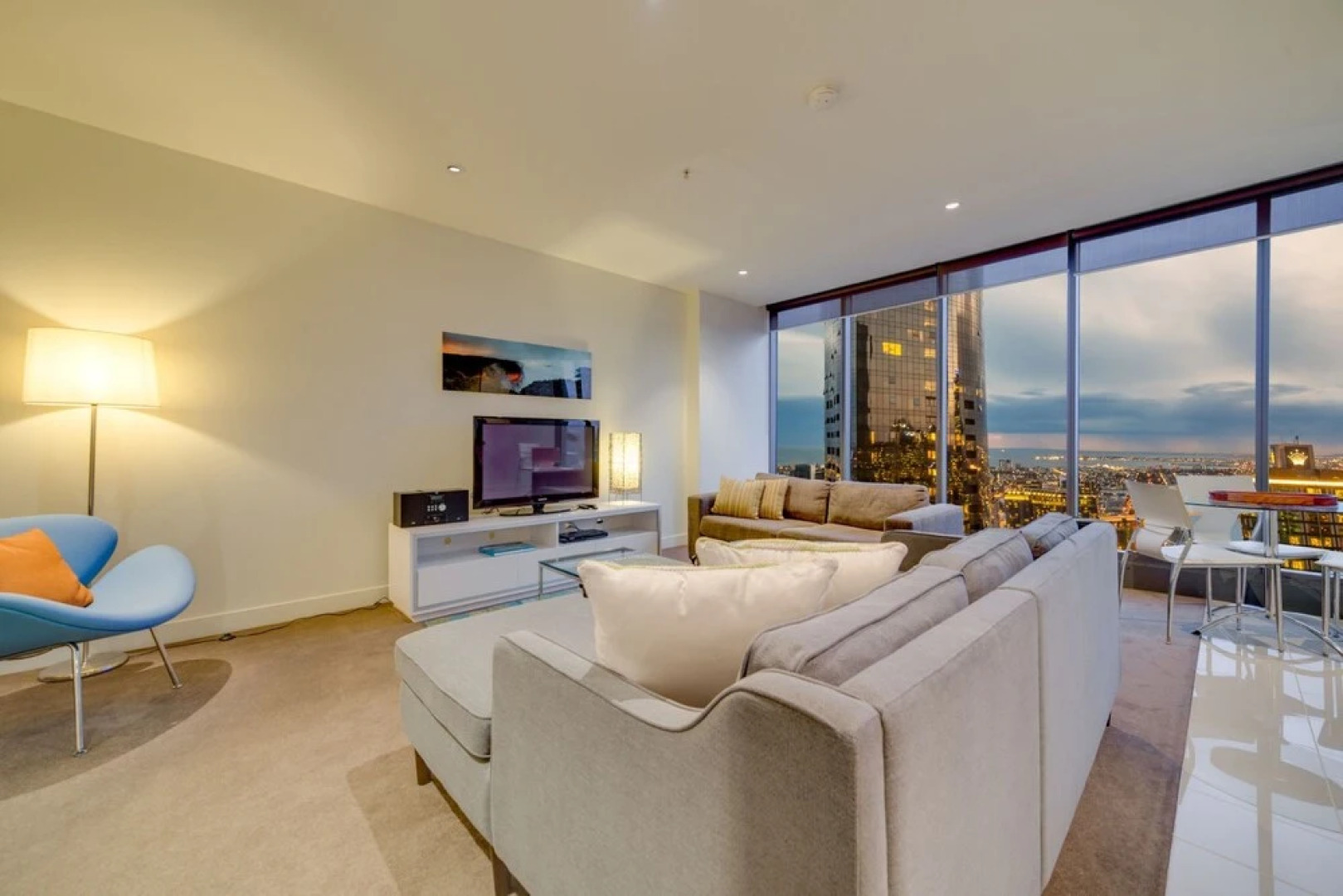 Melbourne Holiday Apartments Southbank