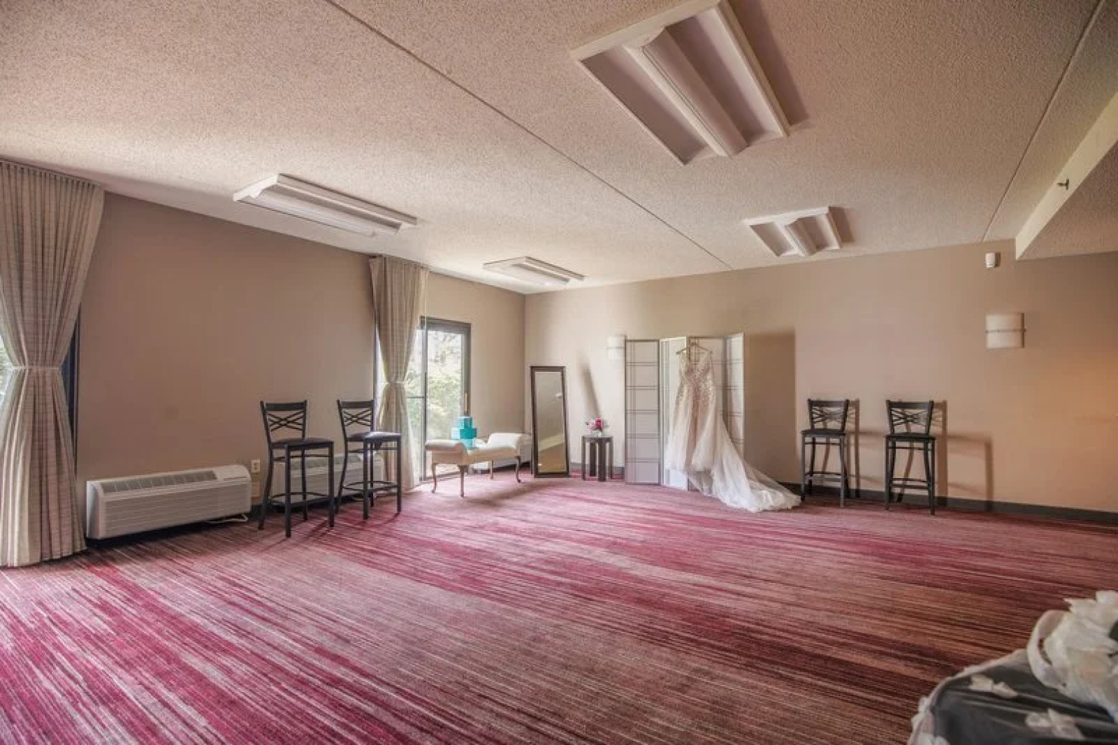 Courtyard Lincroft Red Bank