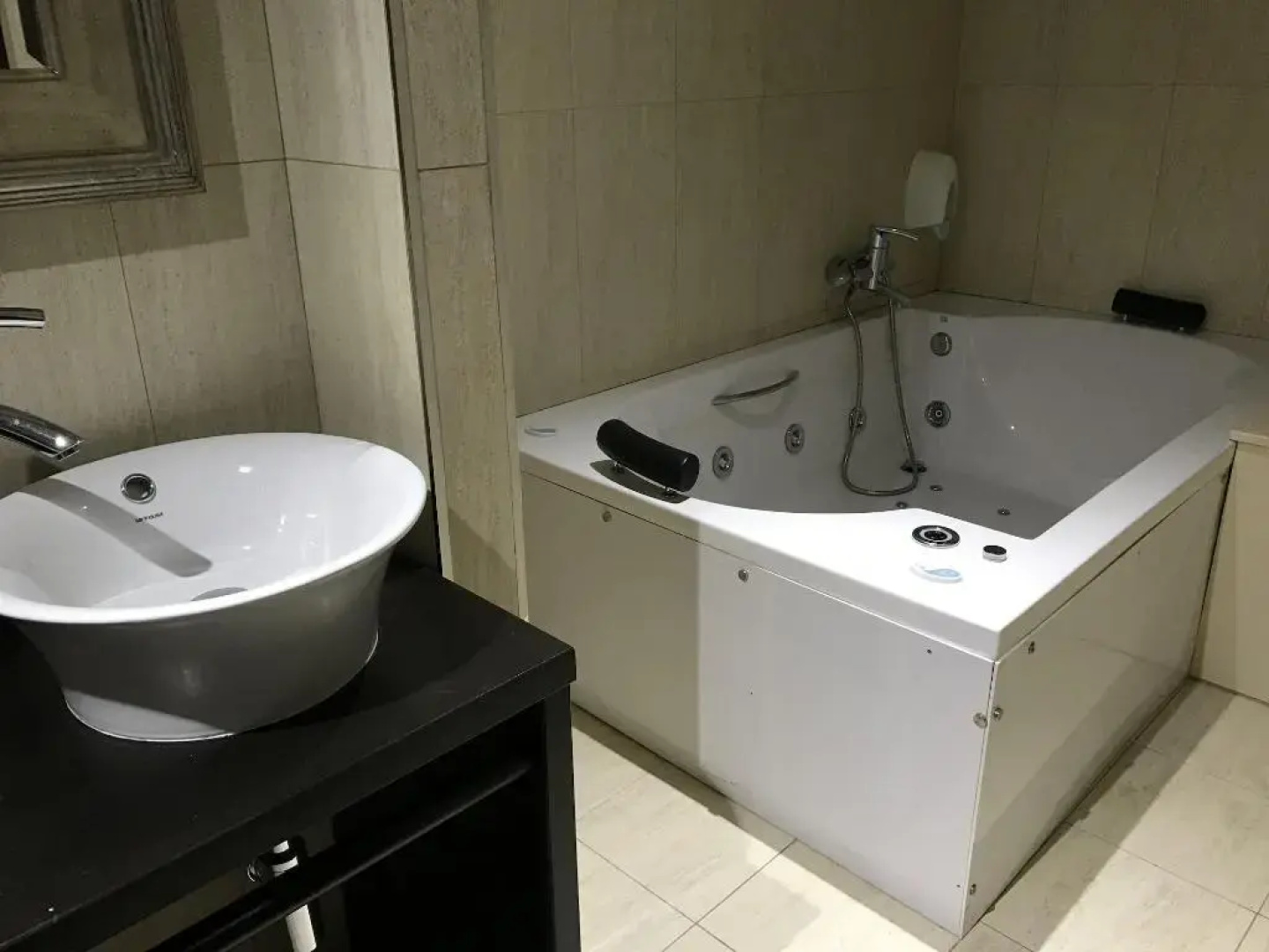 Hotel Moya Landete