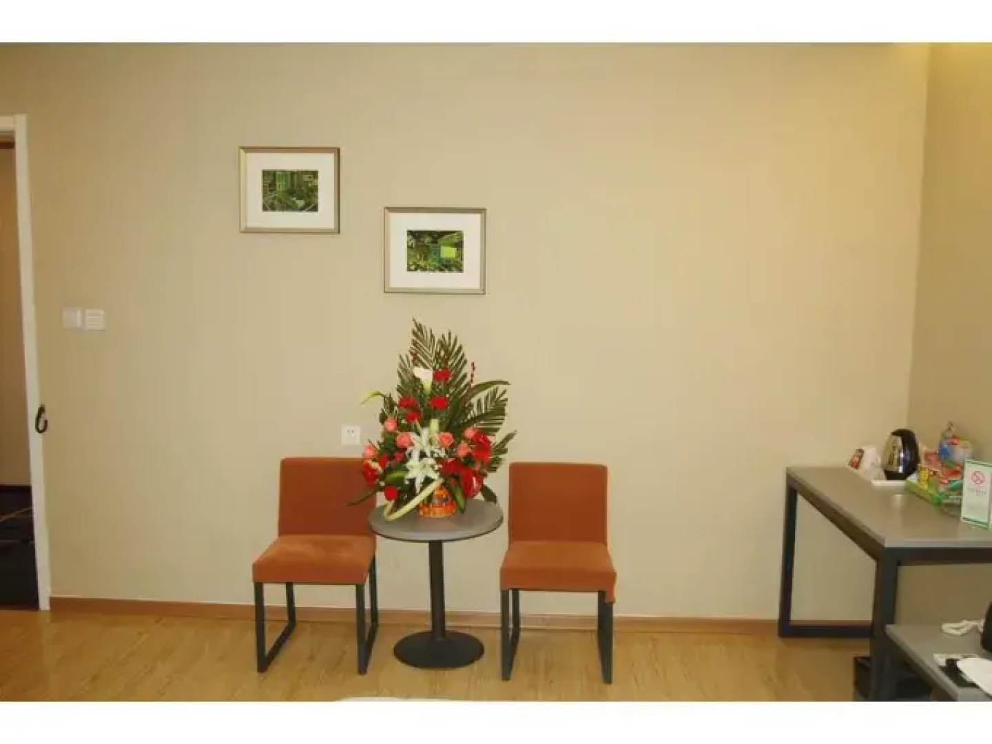 Luoyang Aviation E-Home Inn