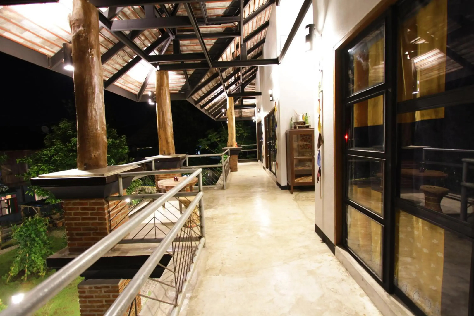 Above the Sea Guesthouse