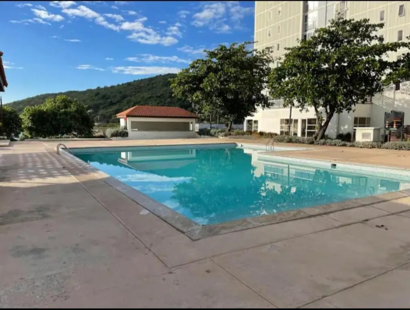 R & V Beach Front Vacation Home