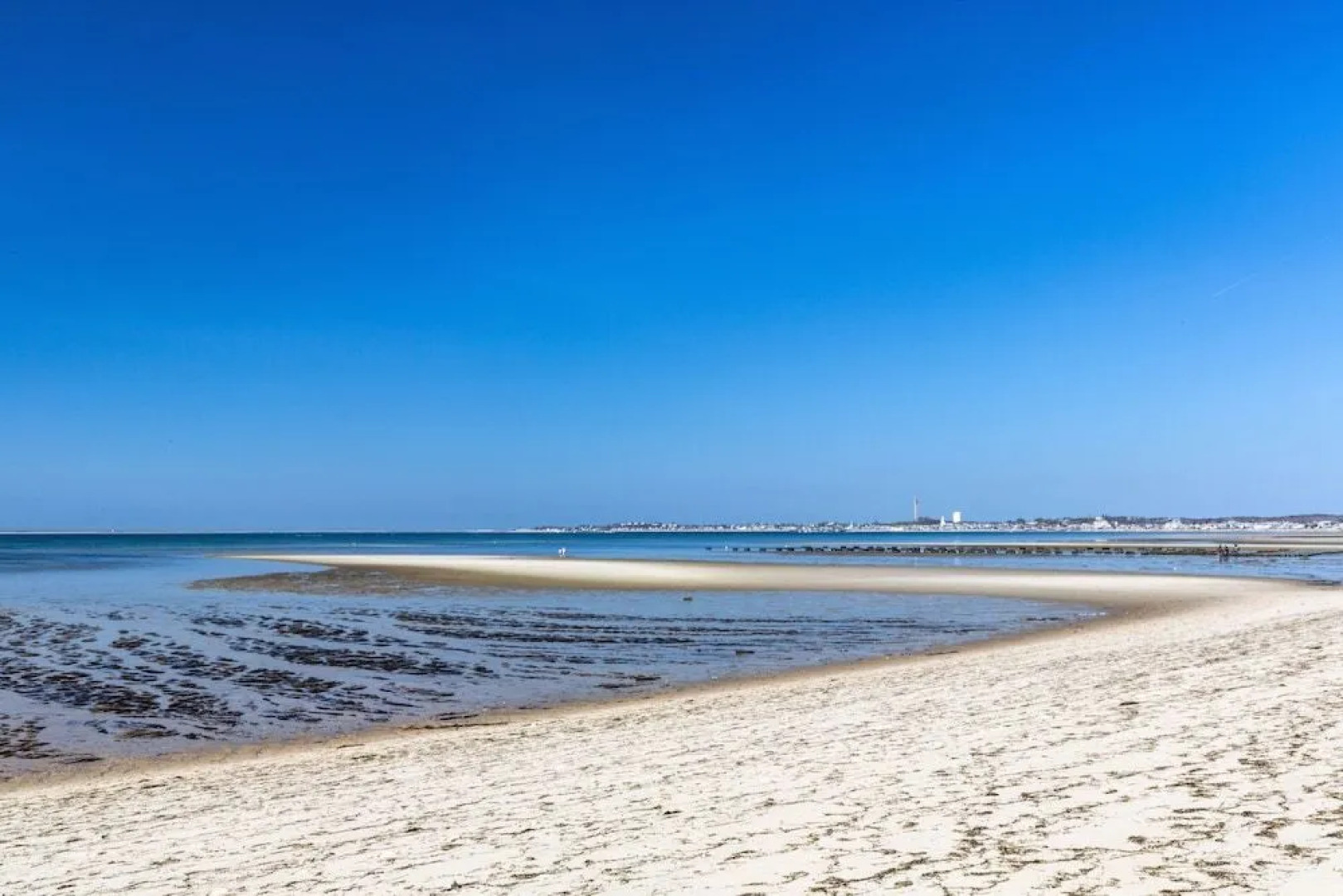 East Harbour Motel and Cottages