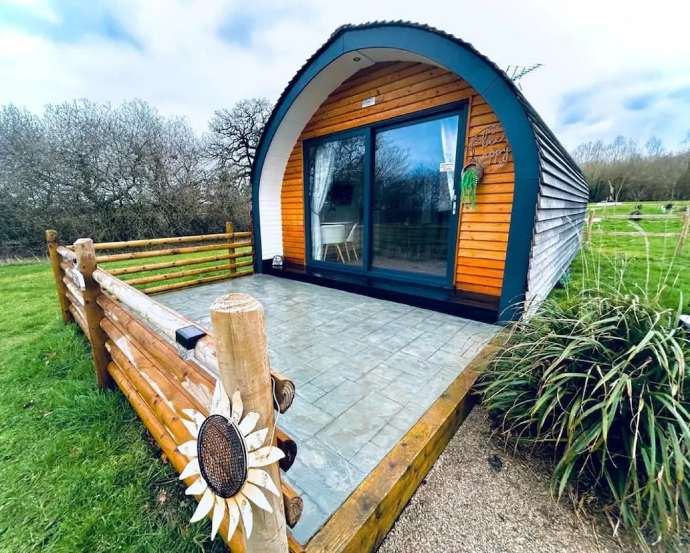 1-bed pod Cabin in Beautiful Surroundings Wrexham