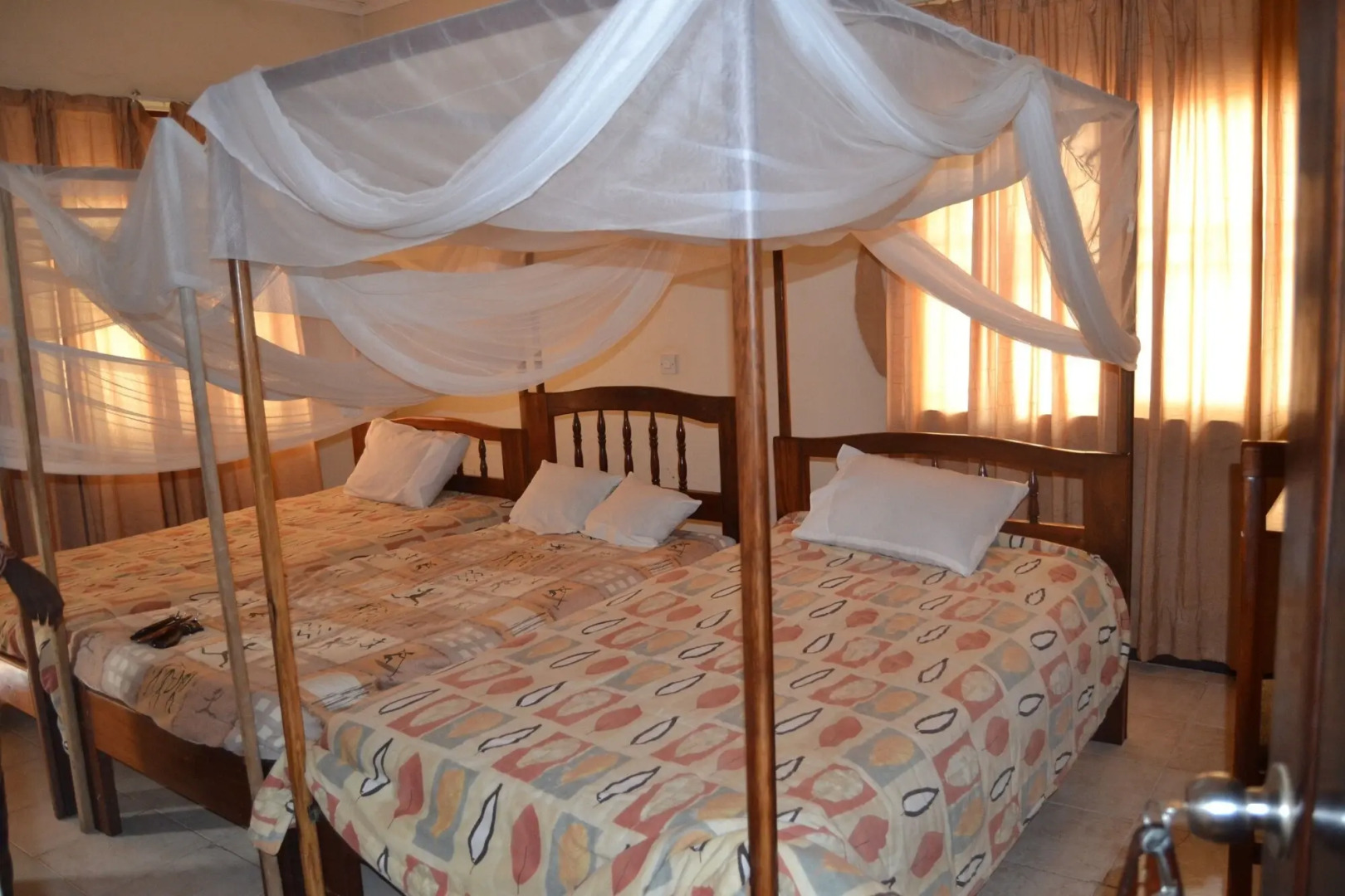 Raja Excelsior Hotel