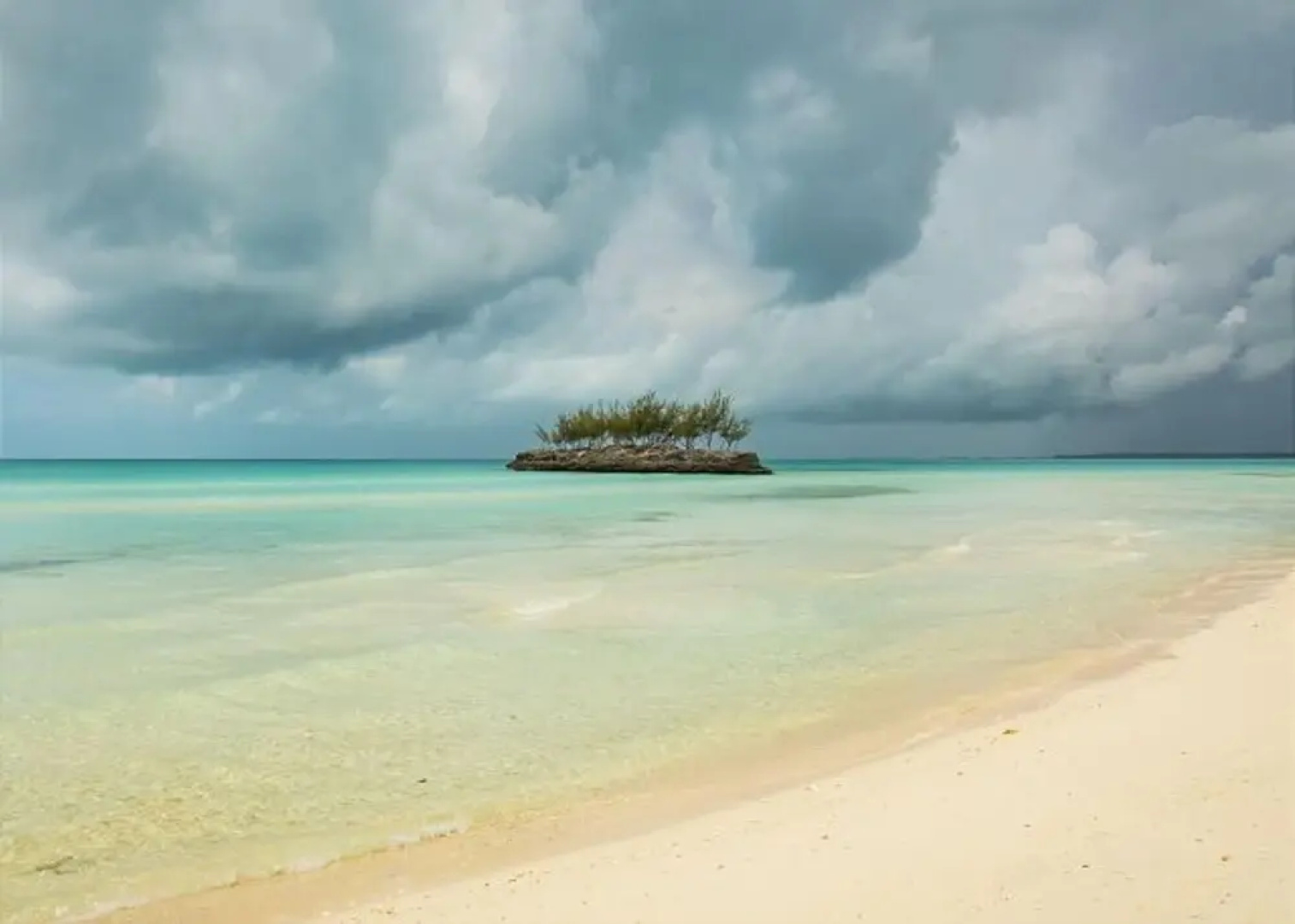 Palm Bluff by Eleuthera Vacation Rentals