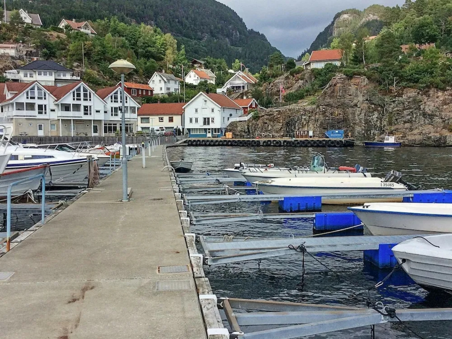 8 Person Holiday Home in Suldalsosen